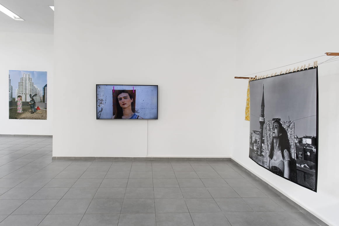 Nibar Gures, Applause, Hayarkon 19 Tel Aviv, curator: Avi Lubin